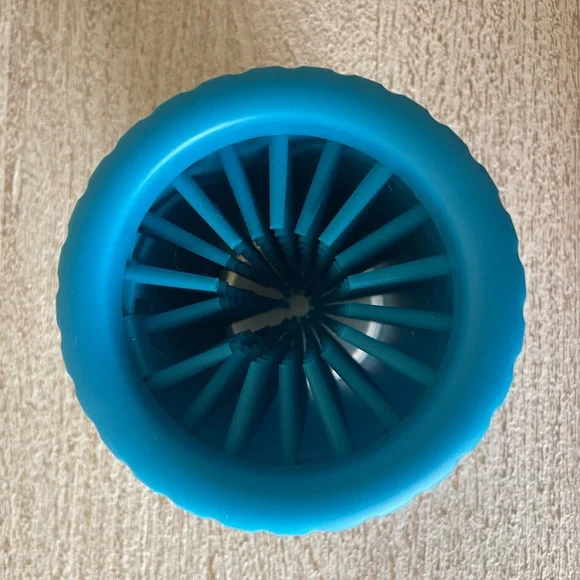 MudBuster Pet Paw Cleaner in Blue - Picture 2 of 4